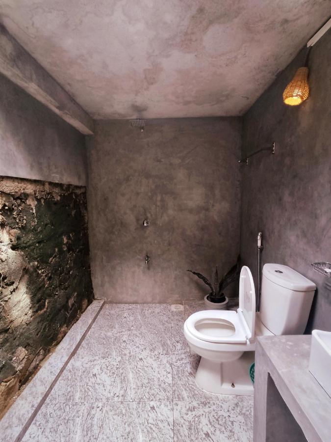 Mandara Rest Bed & Breakfast Hikkaduwa Dış mekan fotoğraf